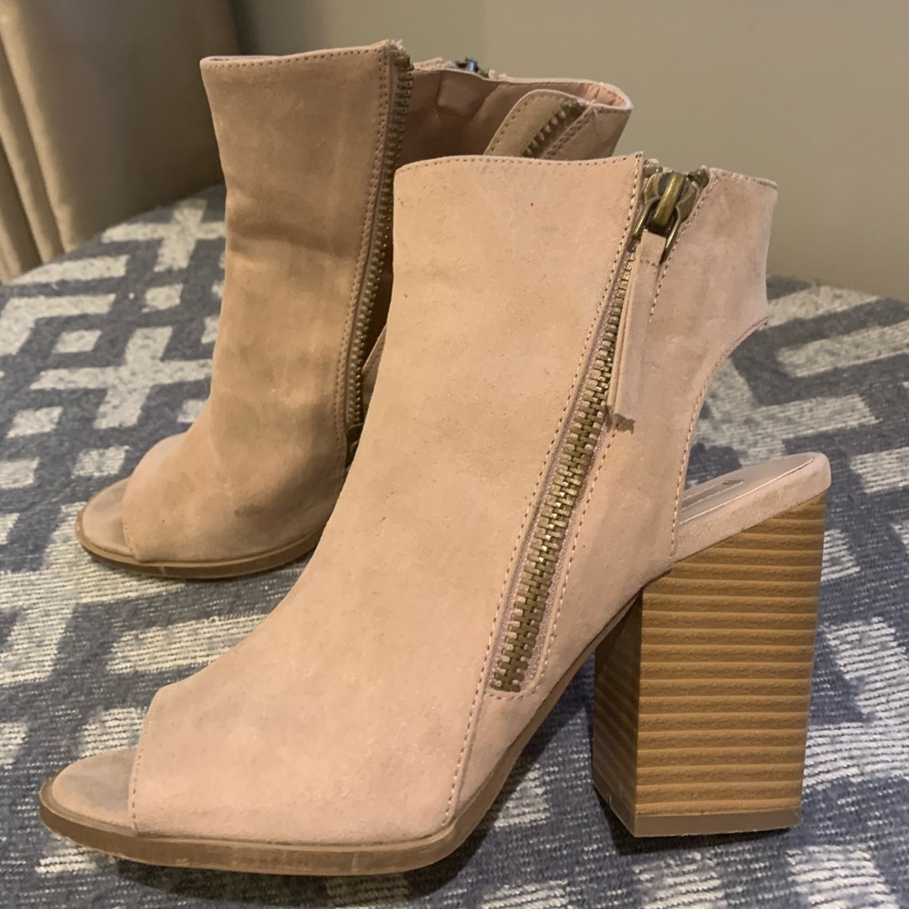 Used once blush pink open toe block heel booties